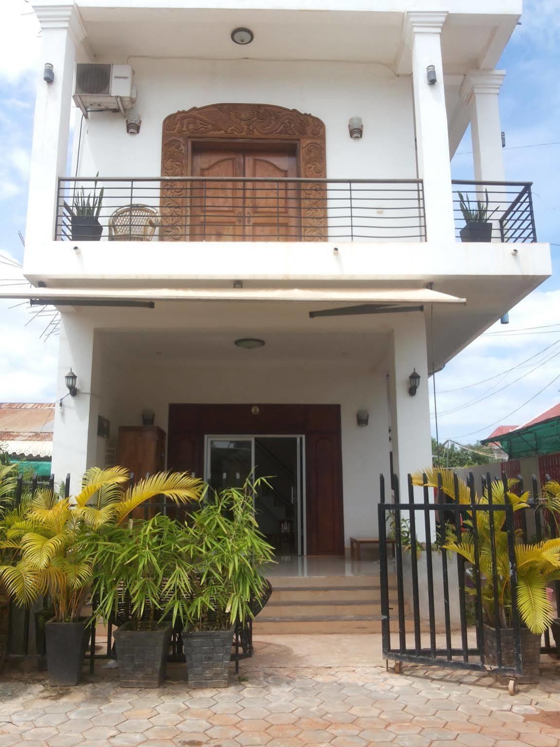 Royal Sok Chhan Ciudad de Siem Riep Exterior foto